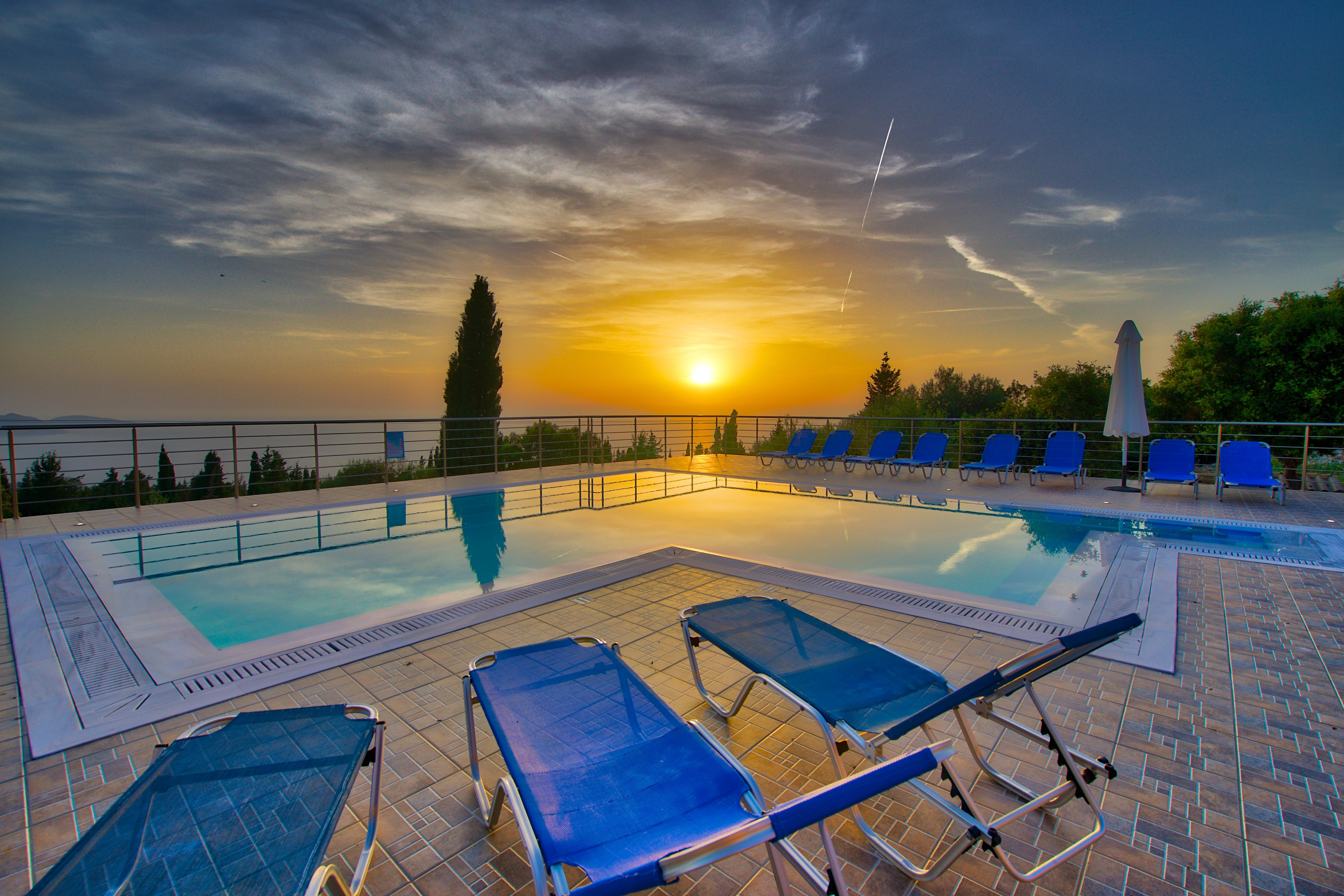 Studios Vrionis Panoramic Sunset Mesovounia  Zewnętrze zdjęcie